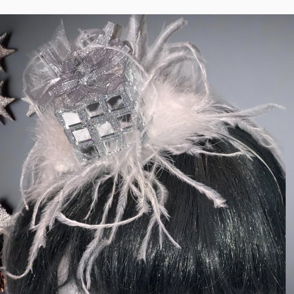 Christmas Headband, Mirror Present Headband, party Fascinator/Hat, birthday gift - Picture 5 of 16